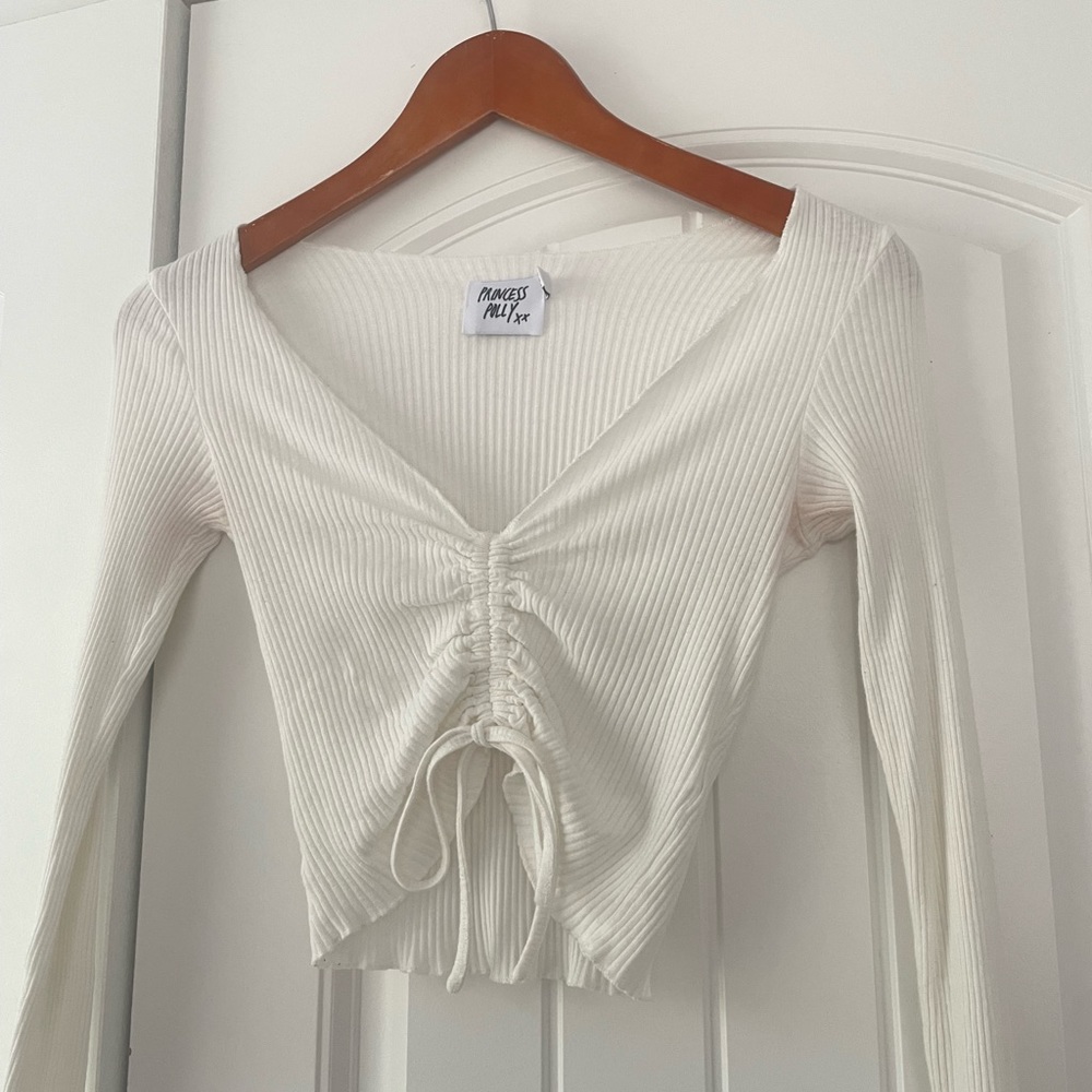 Princess Polly- White ribbed v neck crunch top